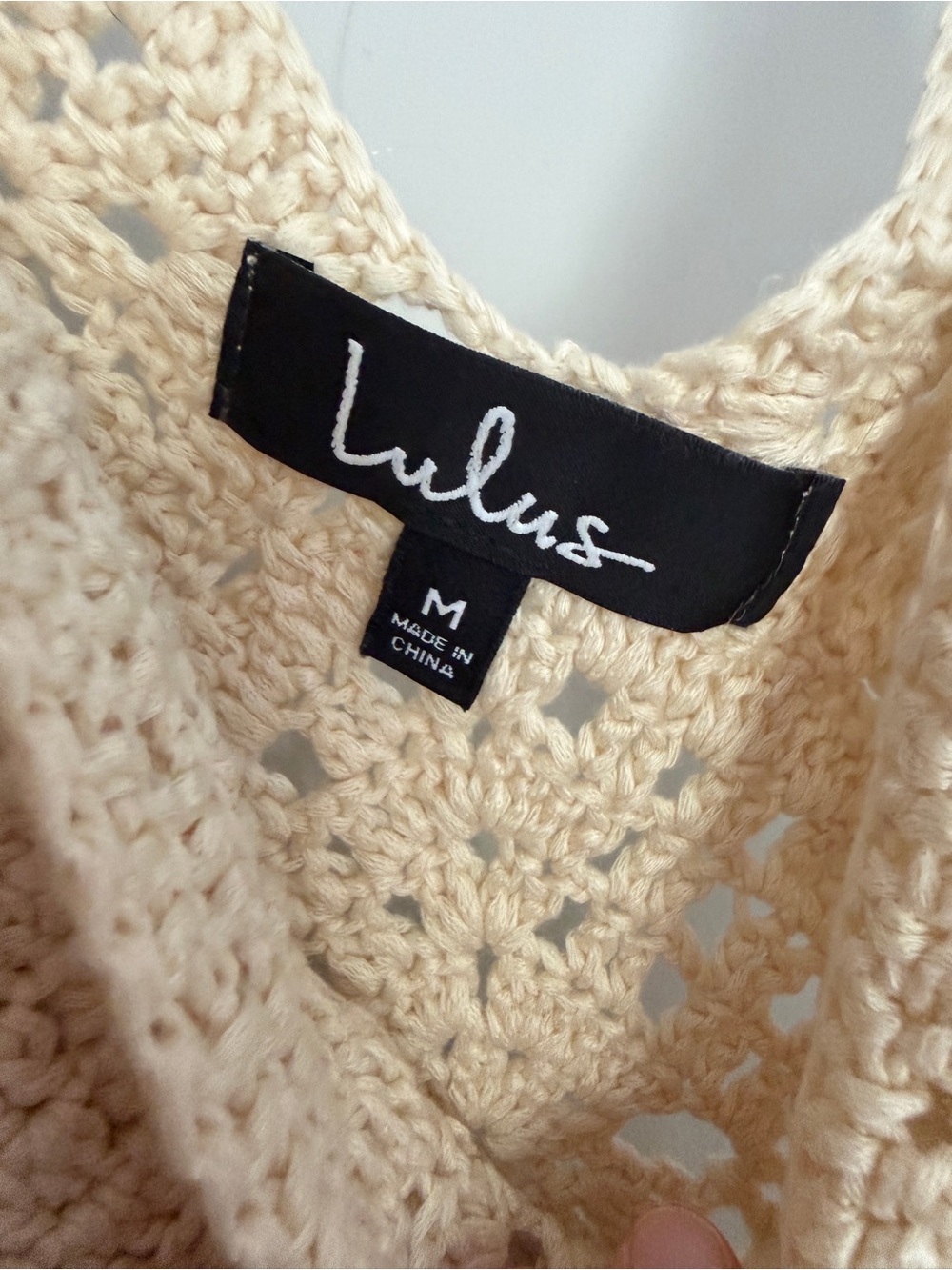 Lulu's Cream Crochet Fringe top - Picture 2 of 3